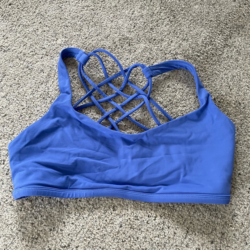 Lululemon sports bra